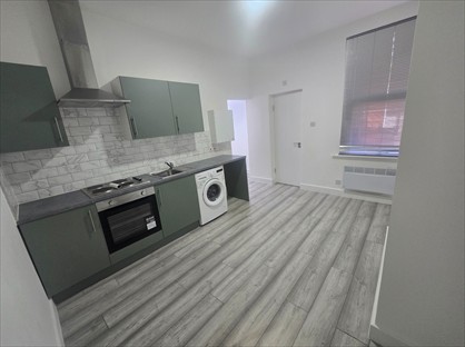 Studio Flat, Heber Road, NW2