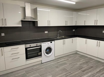 4 Bed Terraced House, Gurnards Avenue, MK6