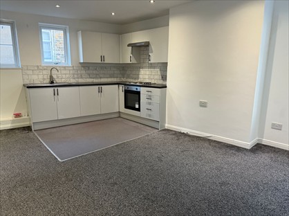 1 Bed Flat, High Street, CT11