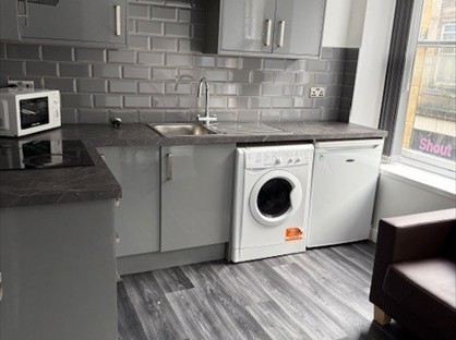 1 Bed Flat, Piccadilly, BD1