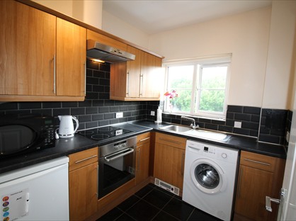 2 Bed Flat, Copperwood Court, ML3