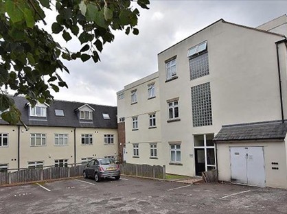 2 Bed Flat, Ettingshall Road, WV14