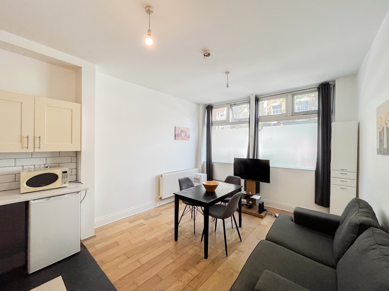 Additional image 2 of 1 Bed Flat, Royal College Street, NW1, N1 7GU