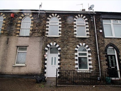 4 Bed Terraced House, Treforest, CF37