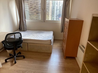 Room in a Shared Flat, Boardwalk Place, E14