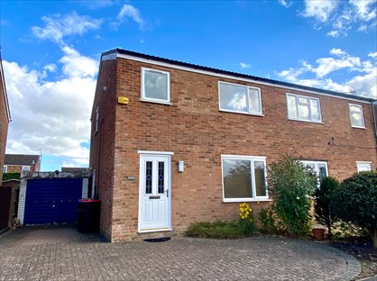 3 Bed Semi-Detached House, Aldene Drive, MK19