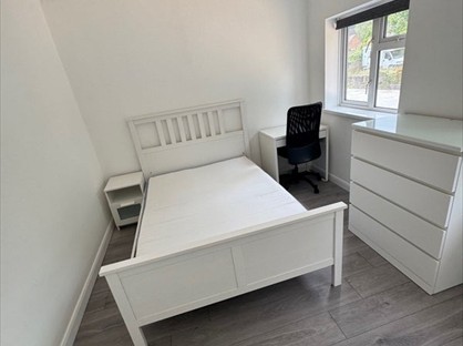 Room in a Shared House, Wavell Way, SO22