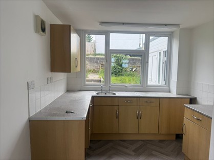 3 Bed Semi-Detached House, Margaret Crescent, PL31