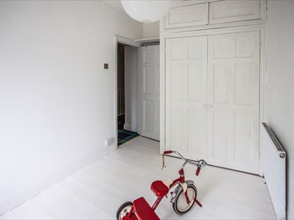 4 Bed Terraced House, Woodland Terrace, CF37