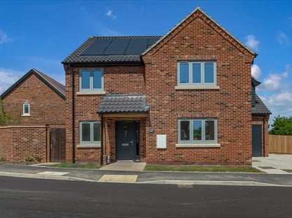 4 Bed Detached House, The Green, NR13