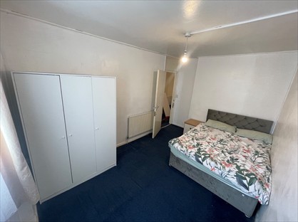Room in a Shared House, Ballance Road, E9
