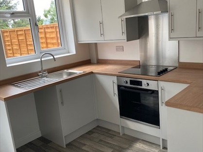 2 Bed Terraced House, Belmont Road, DY9