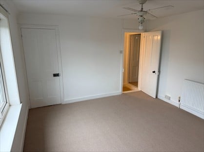 3 Bed Terraced House, Horselees Road, ME13