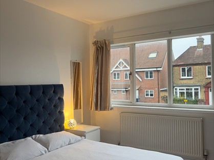 Room in a Shared House, Bell Lane, NW4