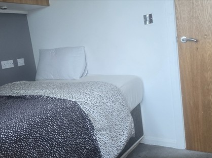 Room in a Shared Flat, Maritime House, SE18