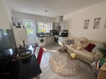 2 Bed Flat, Manor Drive, HA9