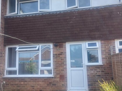 2 Bed Semi-Detached House, Hambleden Walk, SL6