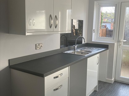 3 Bed Terraced House, Winkney Road, BN22