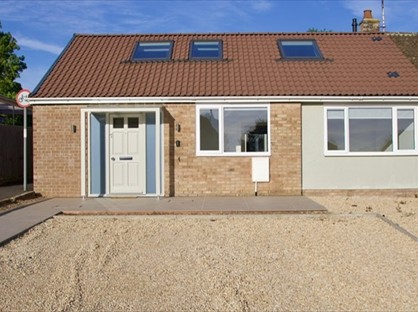 4 Bed Bungalow, Tinglesfield, GL7