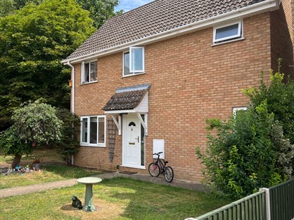 4 Bed Detached House, Huntsmans Way, MK44