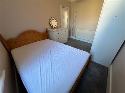 Room in a Shared House, Harberson Road, SW12