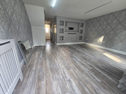3 Bed Terraced House, Muirfield Road, WD19