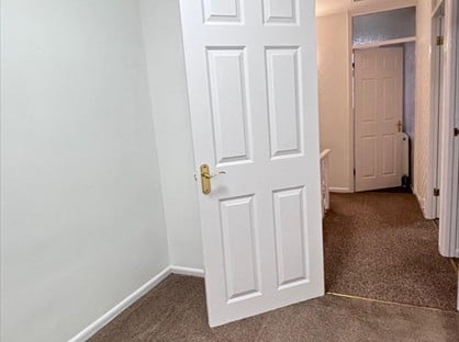 3 Bed End Terrace, Beake Avenue, CV6