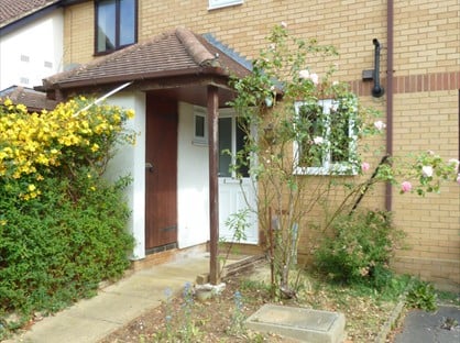 2 Bed Terraced House, Woodpecker Way, NN4