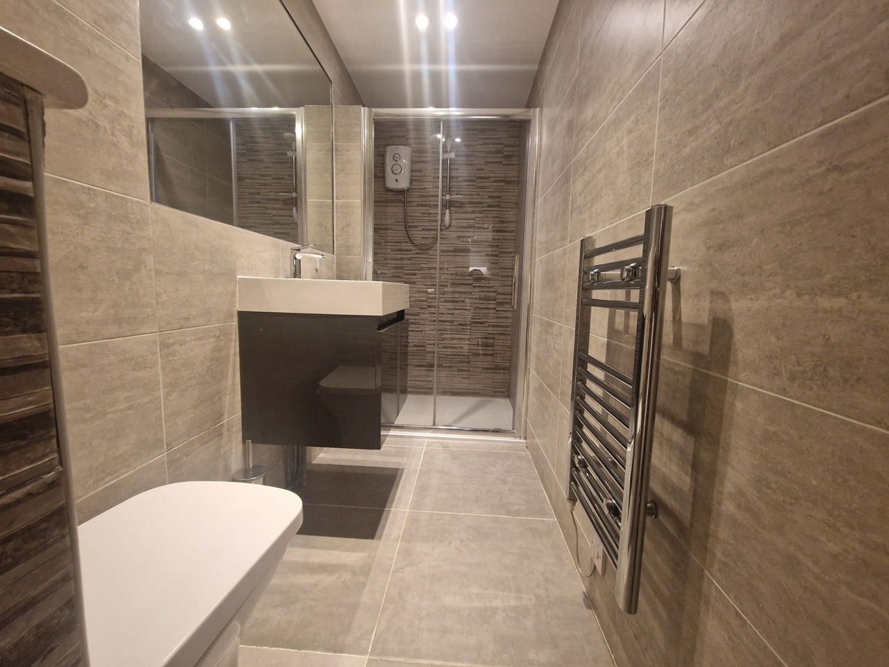 Additional image 2 of 1 Bed Flat, Lavender Hill, SW11, N1 7GU