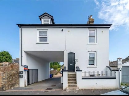 2 Bed Flat, Saxon House, ME13
