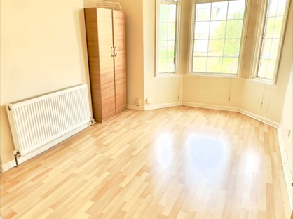 Room in a Shared House, Westbury Road, E17