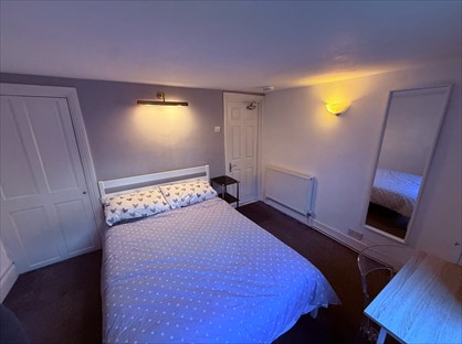 Room in a Shared House, King Street, ME7