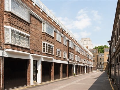 2 Bed Flat, Gower Mews Mansions, WC1E