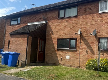 1 Bed Flat, Petit Couronne Way, NR34