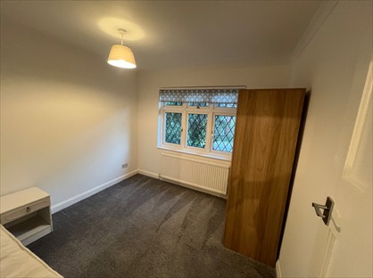 Room in a Shared House, Croydon Road, SM6