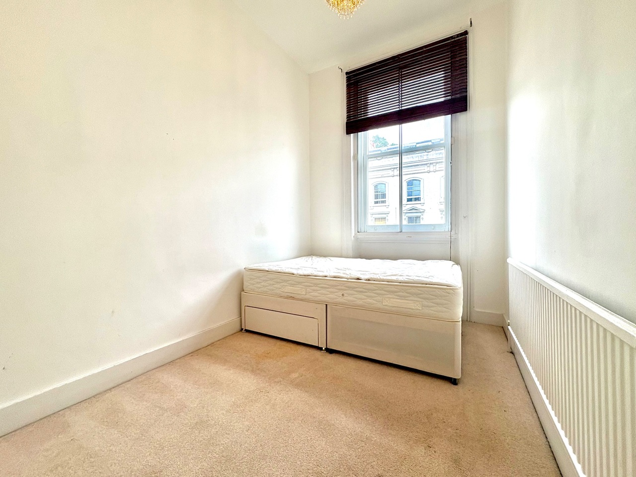 London - 2 Bed Flat, Finborough Road, SW10 - To Rent Now for £2,500.00 p/m