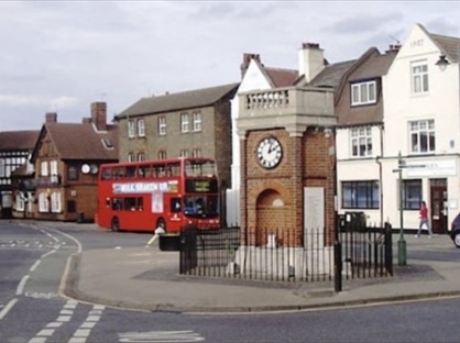 Room in a Shared Flat, New Road, RM13