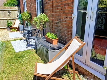 2 Bed Flat, Chapel Close, OX12