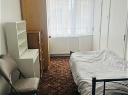 Studio Flat, Belgrave Avenue, RM2