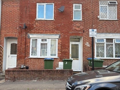 3 Bed Terraced House, Earls Road, SO14