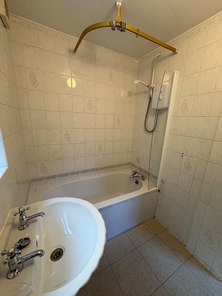 Additional image 10 of 3 Bed Terraced House, Earls Road, SO14, N1 7GU