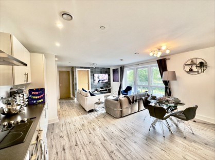 2 bed room for rent in Room in a Shared Flat, Cypress Road, LU1