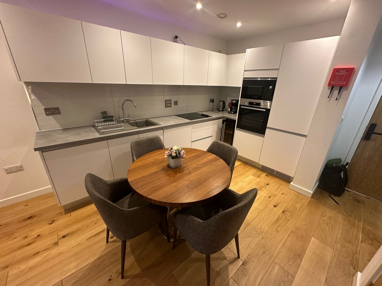 1 Bed Flat, Windmill Street, B1 photo 3
