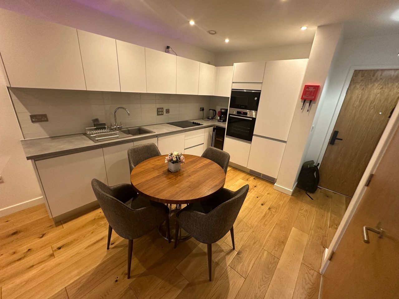 1 Bed Flat, Windmill Street, B1 photo 5