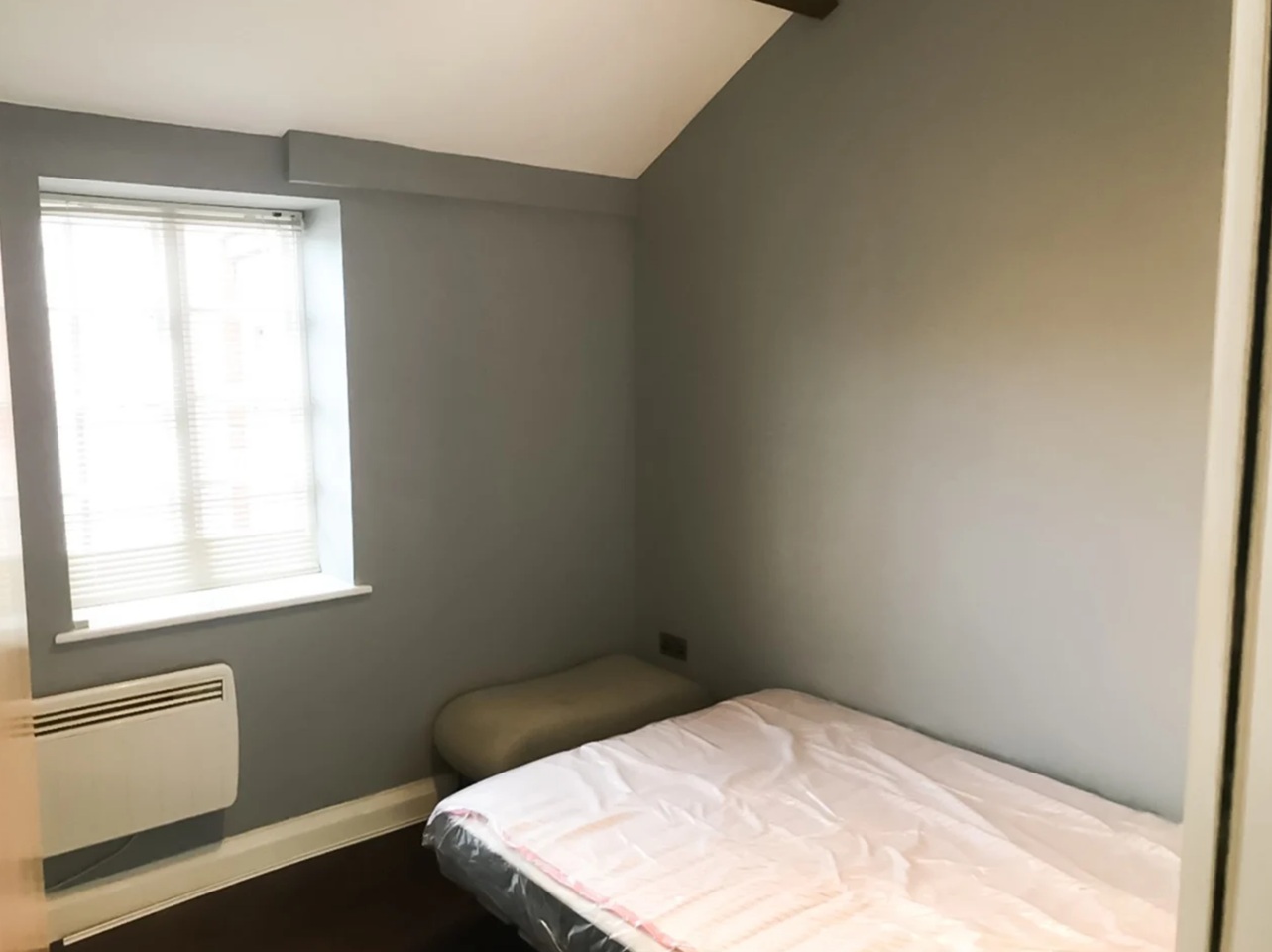 1 Bed Flat, Gibson Works, S2 photo 5