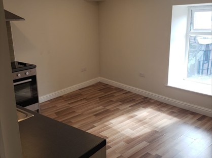 2 Bed Flat, Whalley Road, BB5