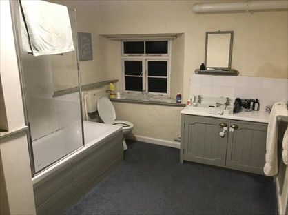 Room in a Shared House, High Street, EX32