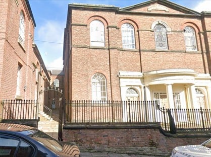 2 Bed Flat, Brunswick Court, SK11
