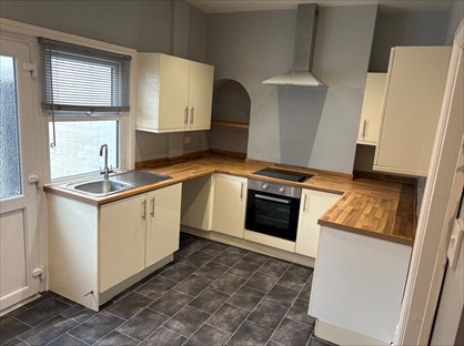 2 Bed Terraced House, Smithfield Road, ST14