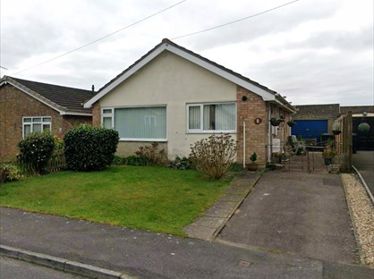 2 Bed Bungalow, Charnwood Court, GL15